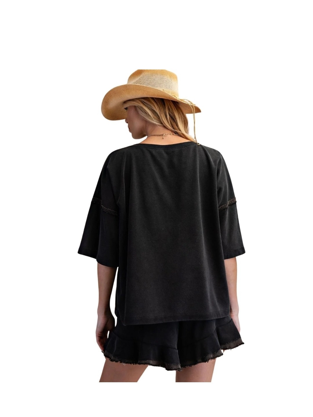 Easel NWT Mineral Wash Oversized Boxy Pocket Tee - Picture 3 of 8